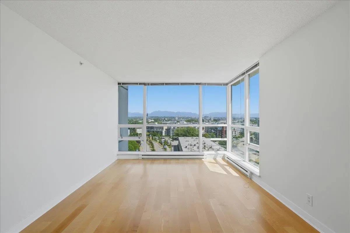 Photo 5 of 36 at #1505 – 7555 Alderbridge Way