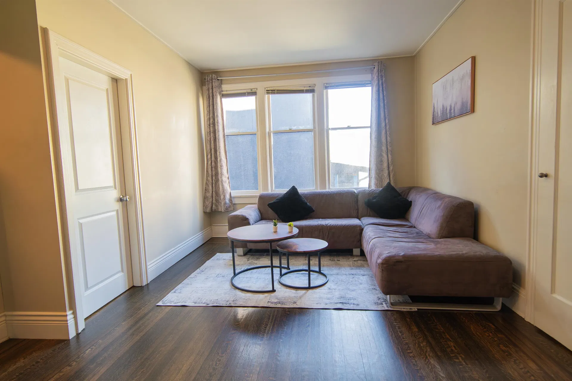 Photo 2 of 20 at #5 – 935 Jervis Street
