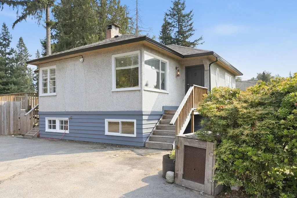 Photo 1 of 39 at 1022 Rosamund Road