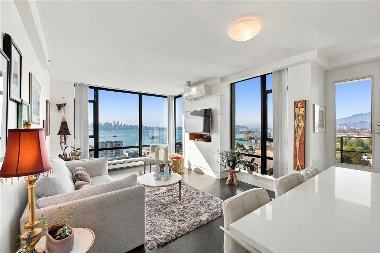 Photo 2 of 37 at #1803 – 151 W 2nd Street