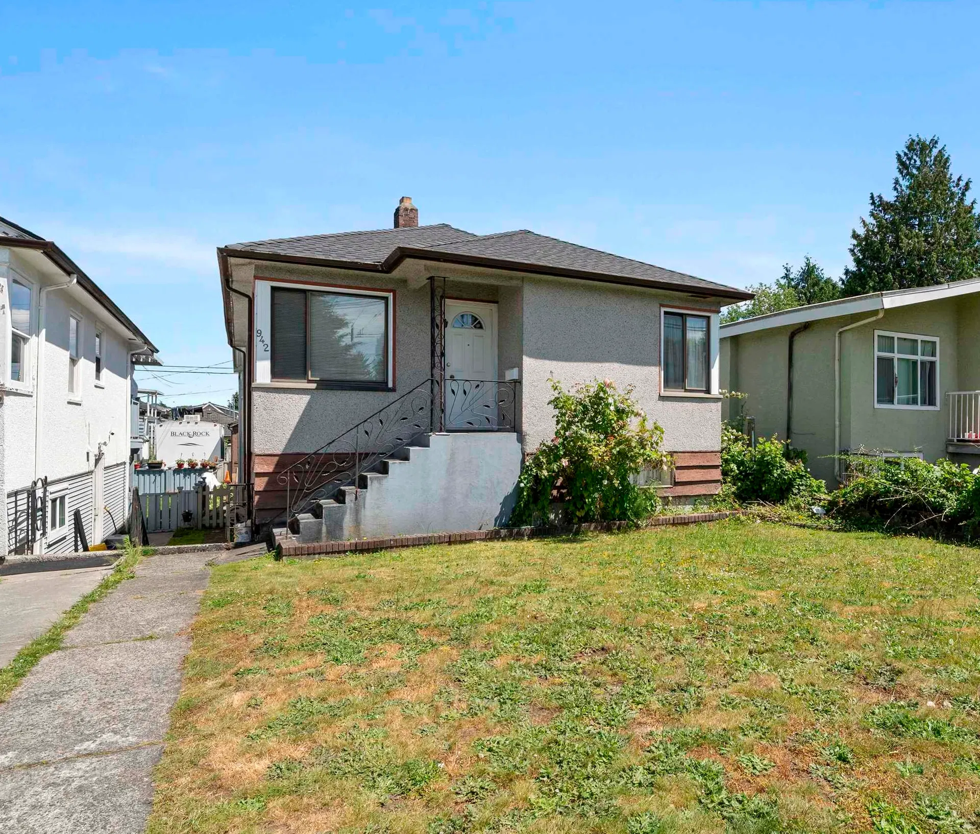 942 Nanaimo Street