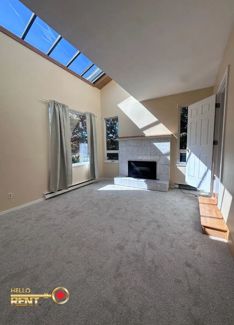 Photo 4 of 26 at 620 Mahon Avenue