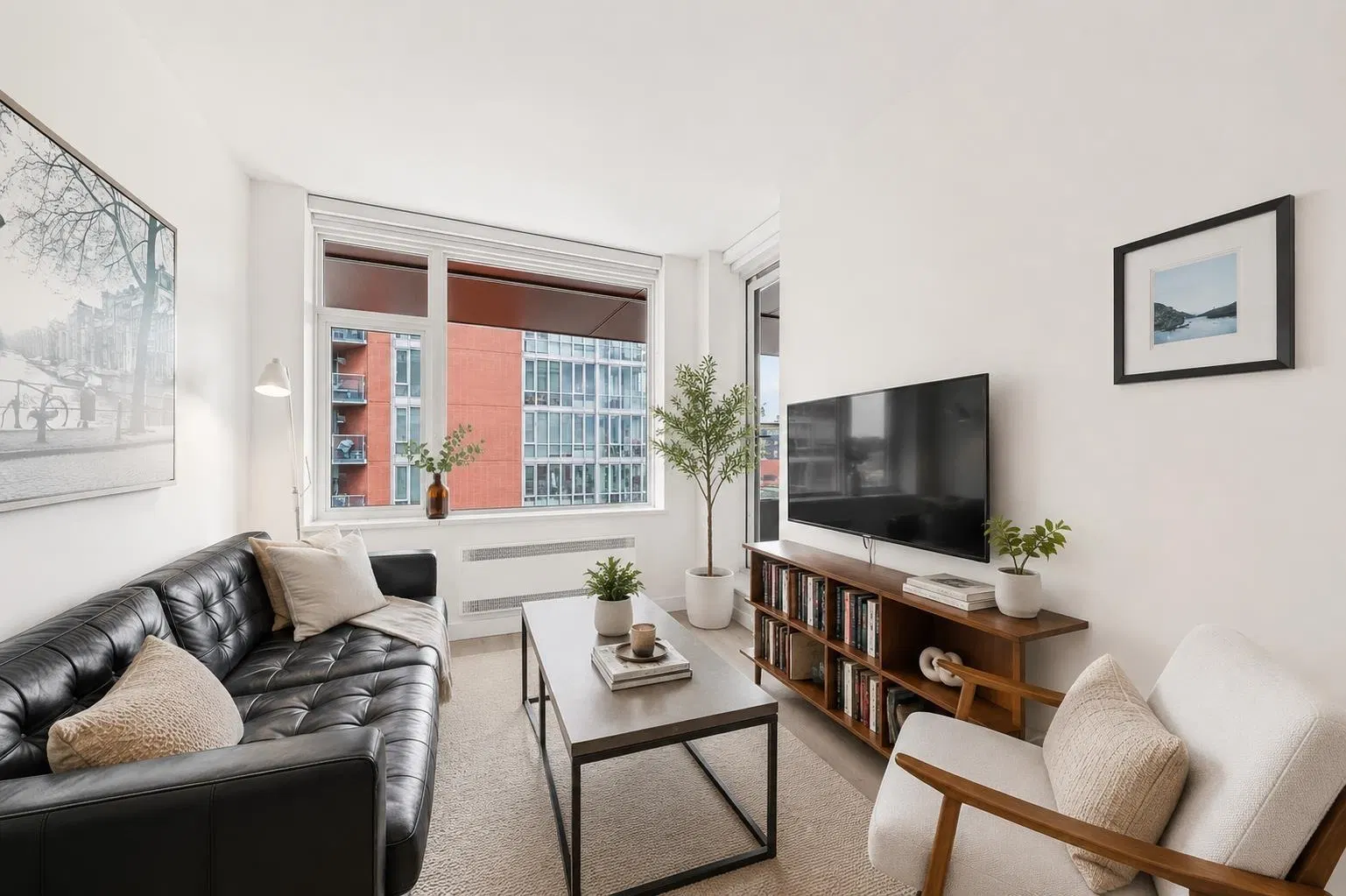 Photo 1 of 30 at #710 – 209 E 7th Avenue
