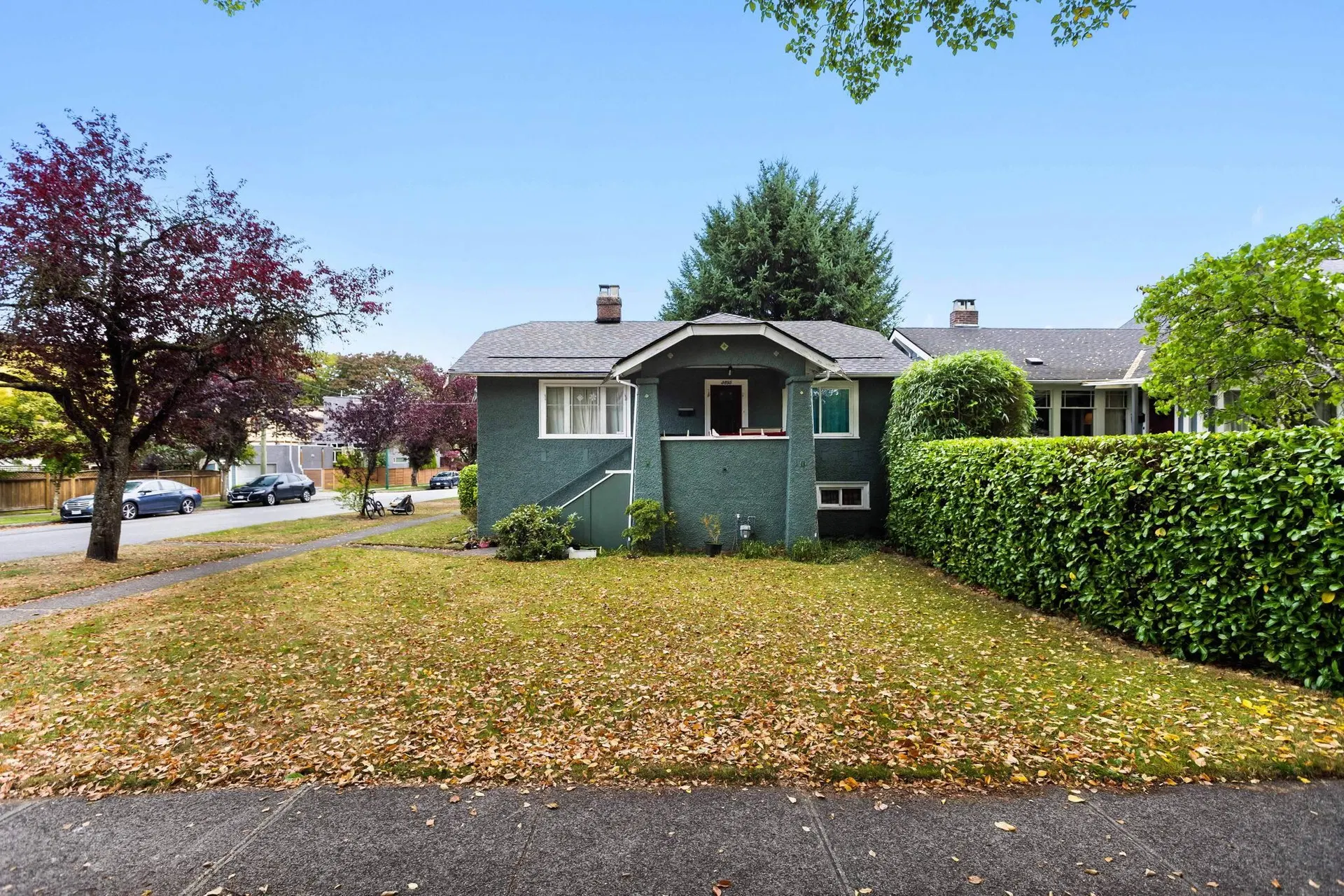 Photo 3 of 12 at 3895 W 20th Avenue