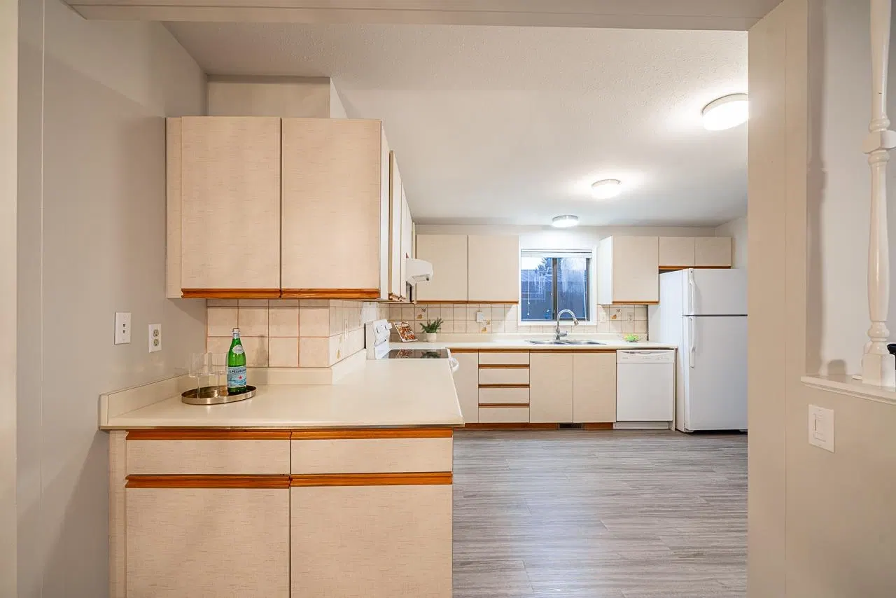 Photo 4 of 35 at #197 – 27111 0 Avenue