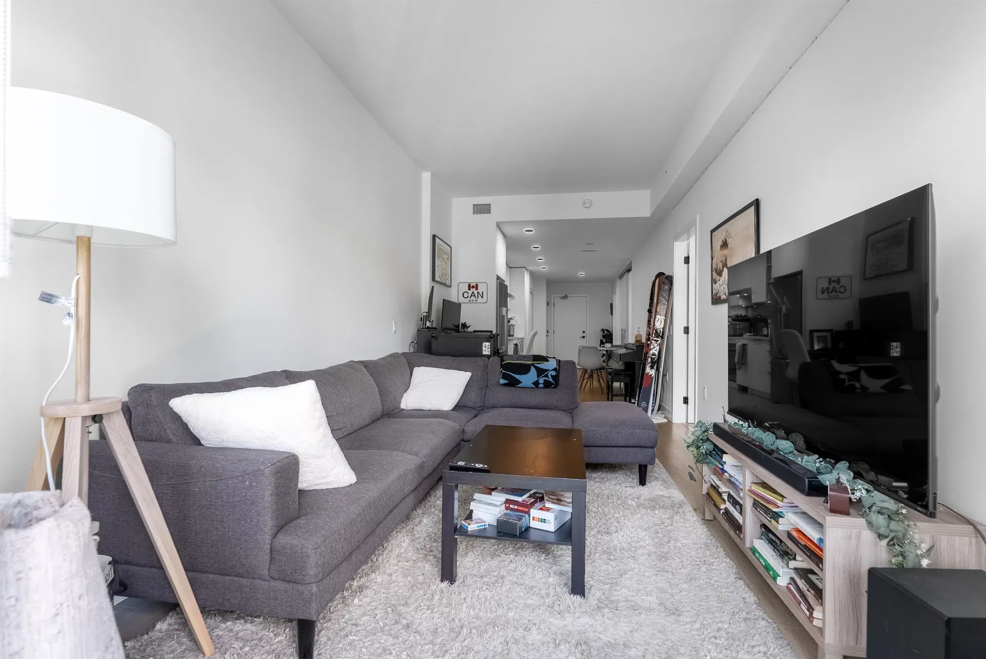 Photo 3 of 32 at #317 – 422 E 3rd Street
