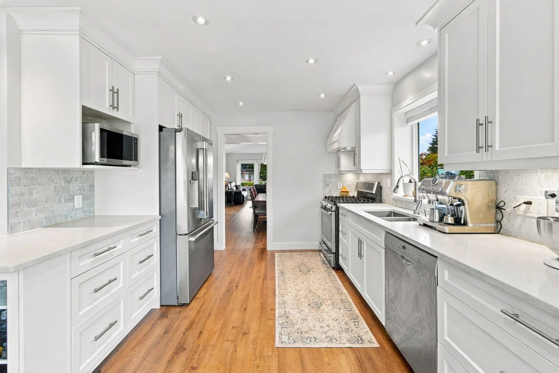 Photo 5 of 40 at 18707 60a Avenue