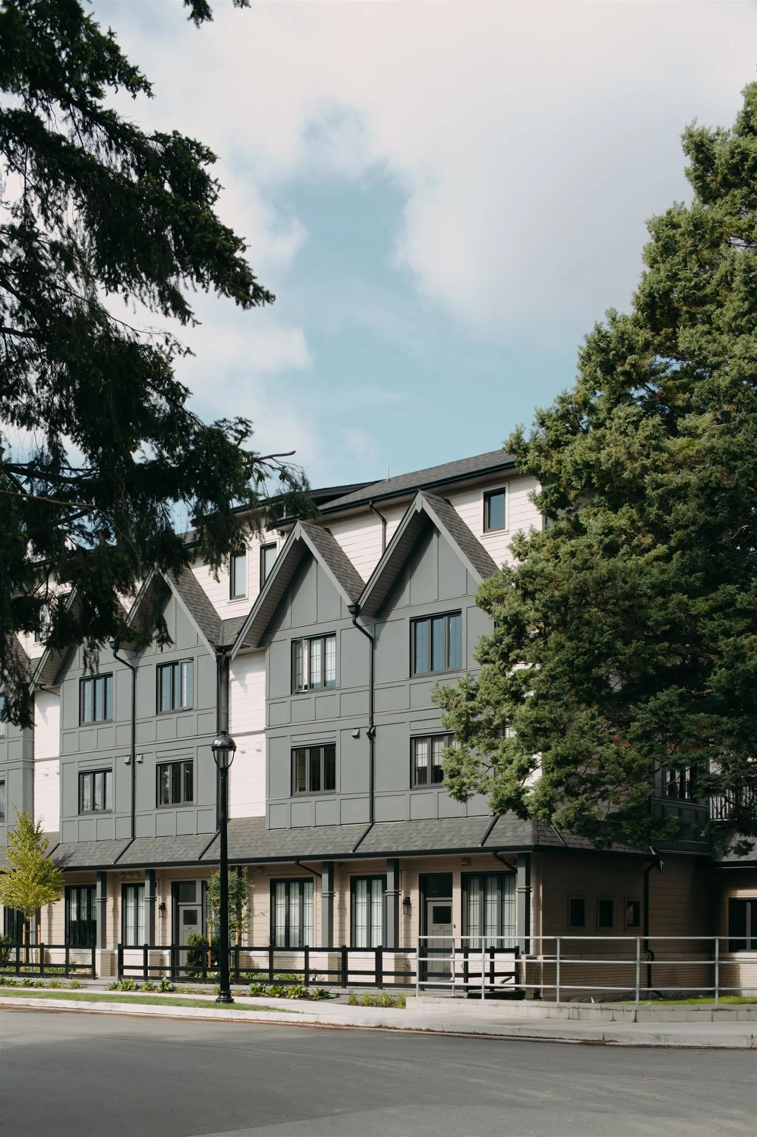 Photo 4 of 5 at #108 – 8800 Spires Road
