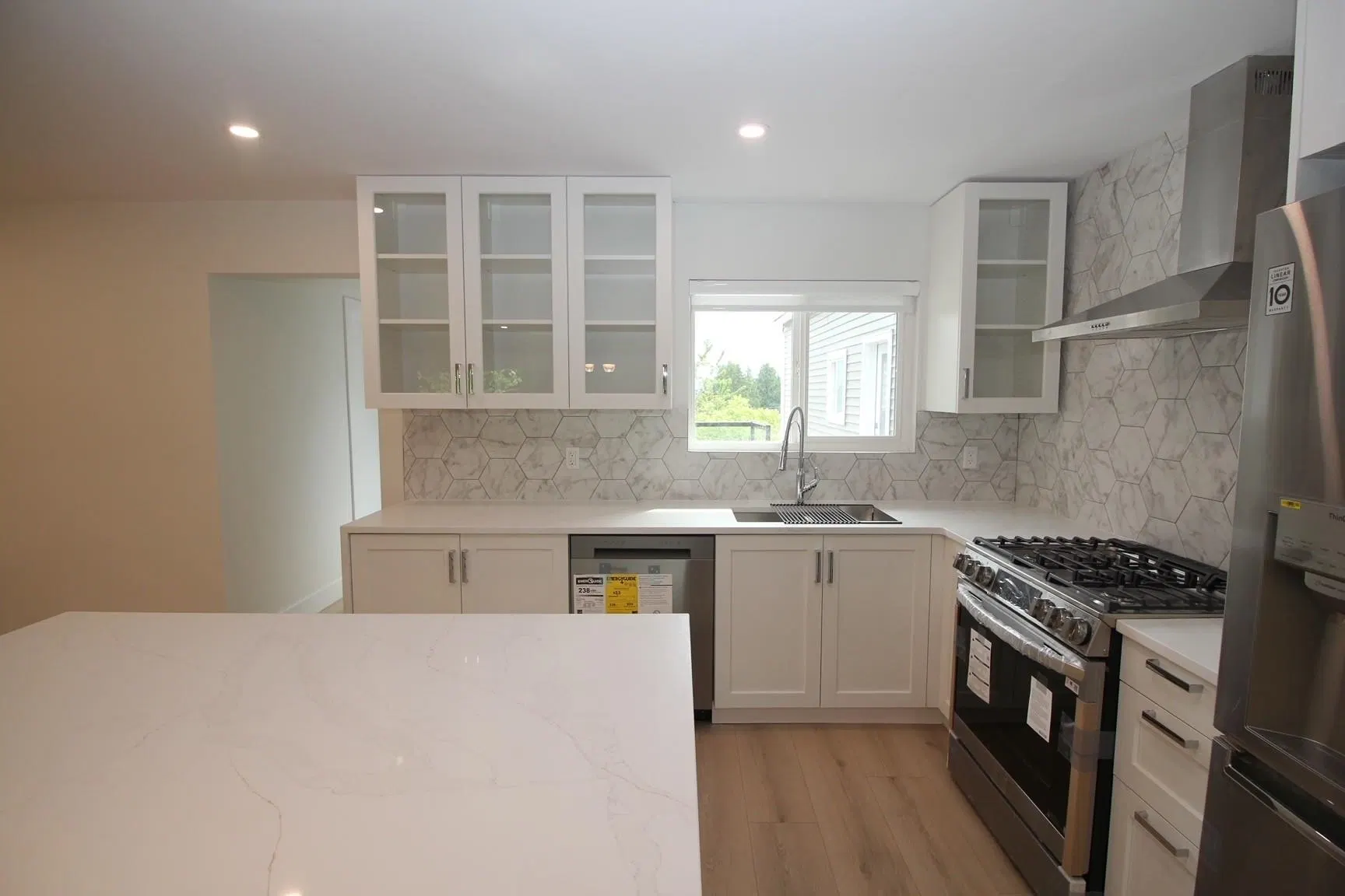 Photo 3 of 26 at 2076 Clare Place