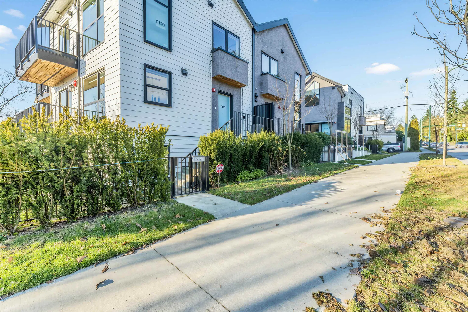 Photo 1 of 12 at 7357 Oak Street