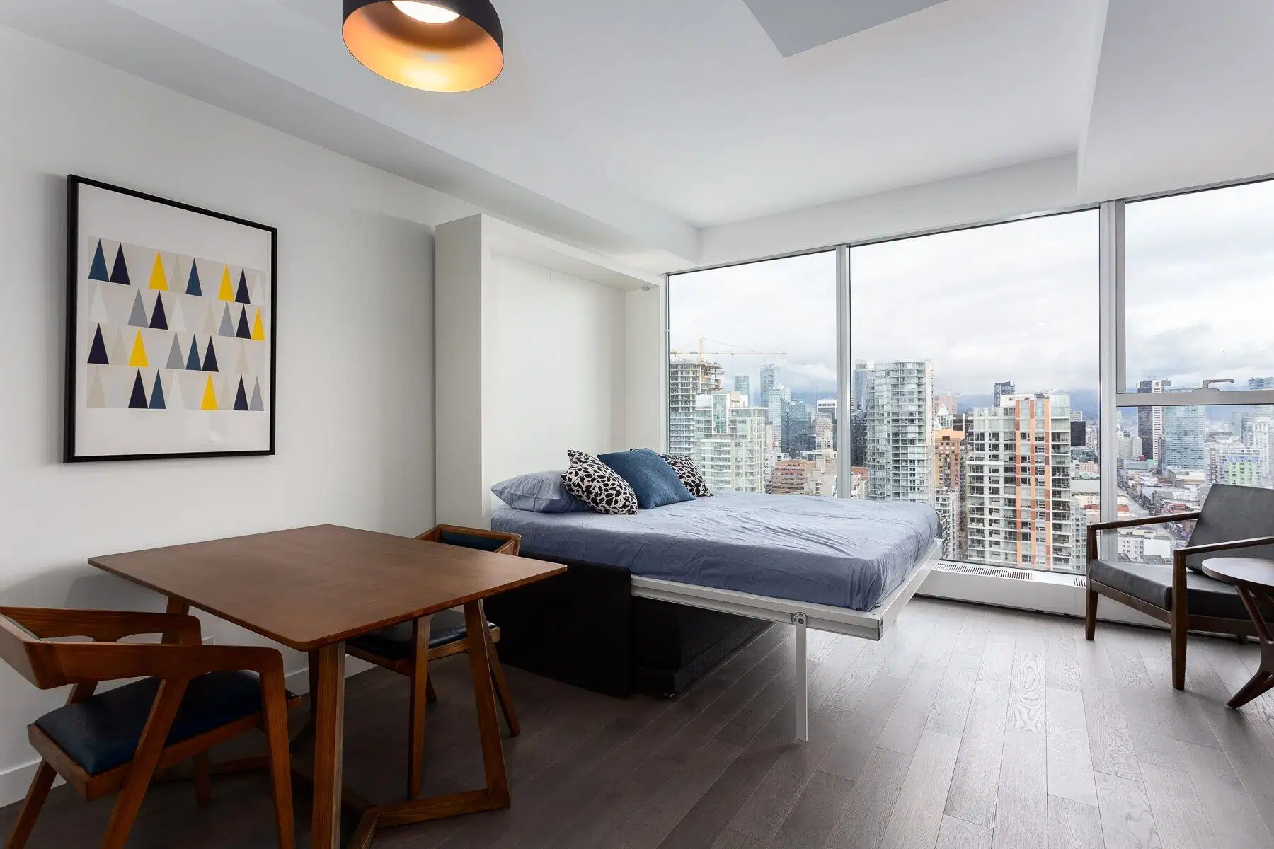 #4607 – 1480 Howe Street