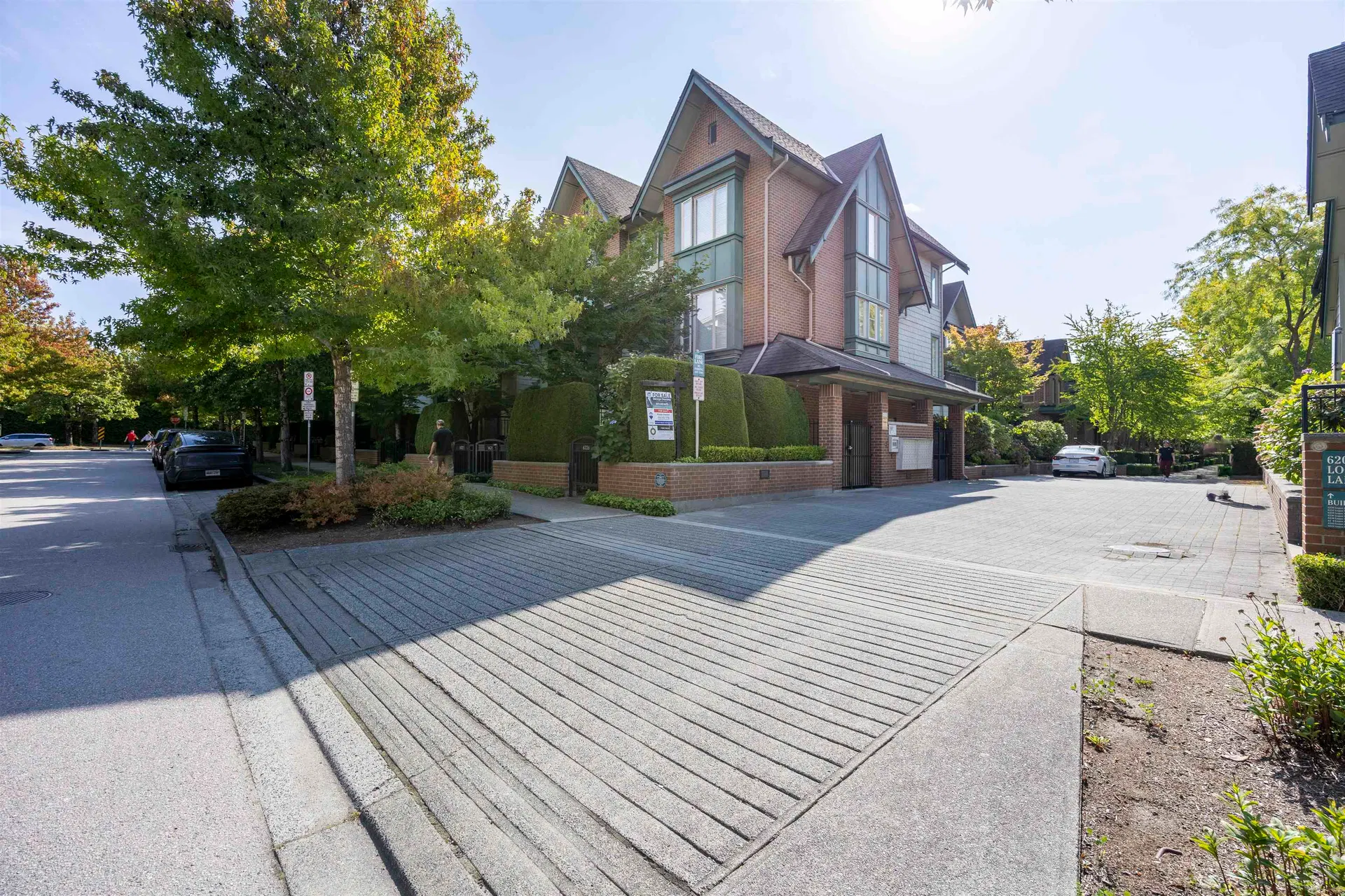 6222 Logan Lane