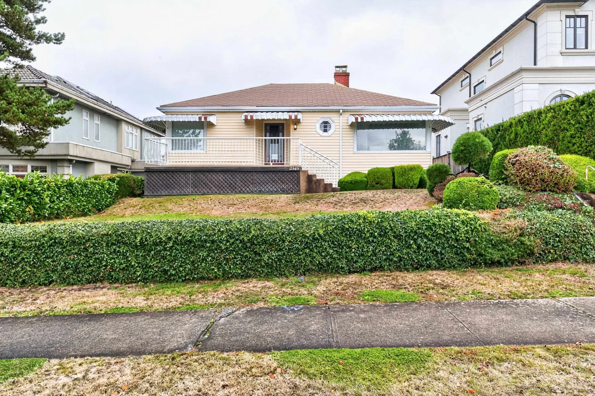 Photo 1 of 40 at 2345 W 18th Avenue