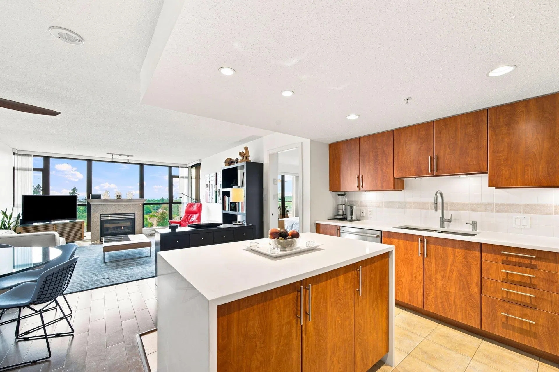 #1205 – 615 Hamilton Street
