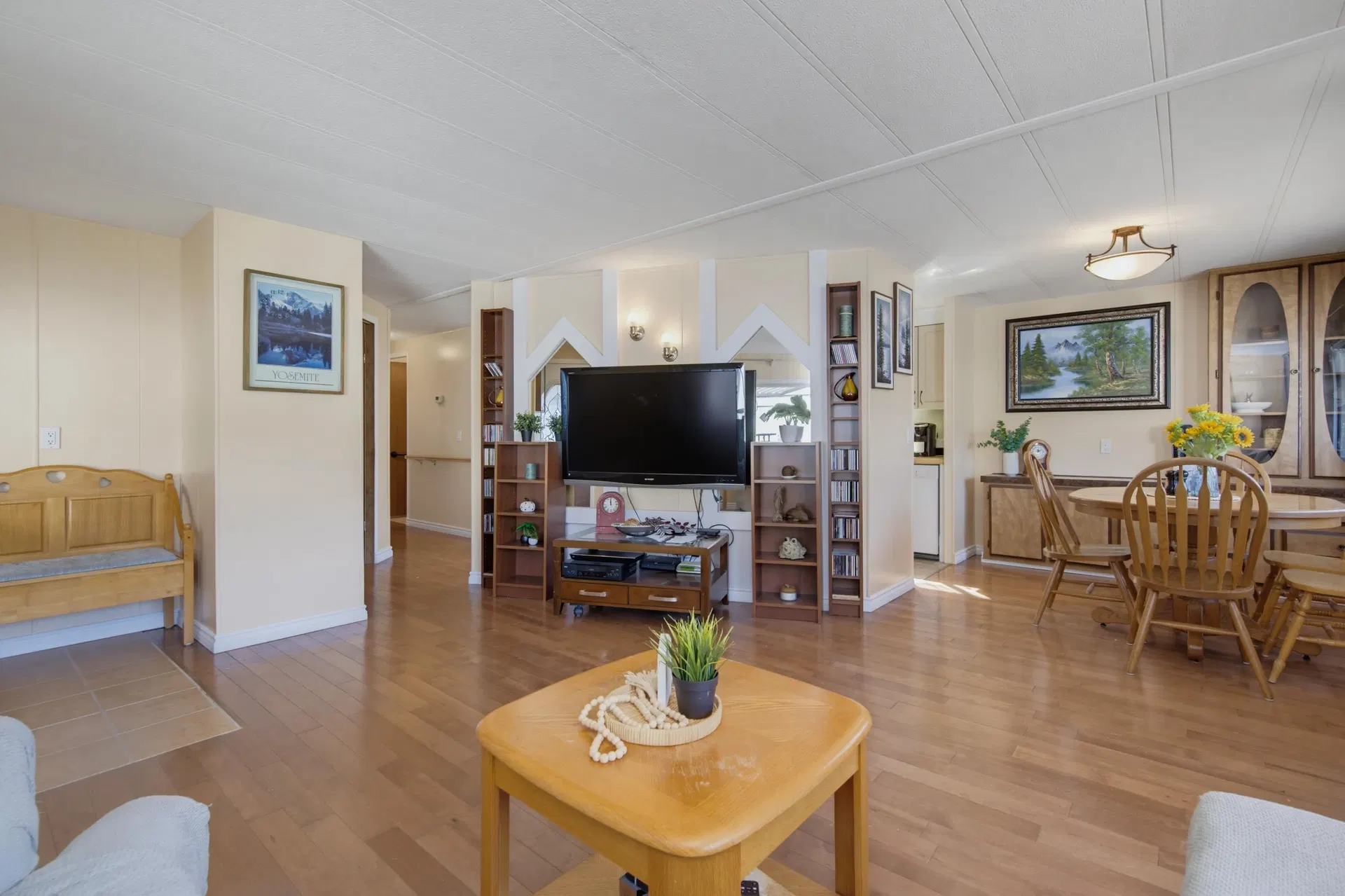 Photo 4 of 33 at #23 – 2270 196 Street