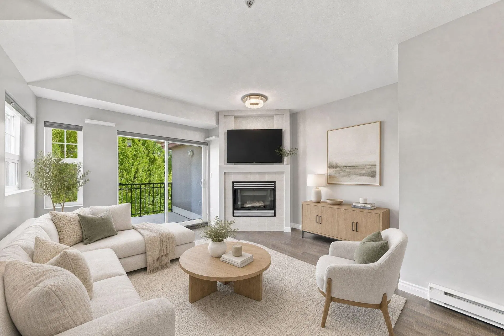 Photo 4 of 36 at #401 – 580 Twelfth Street