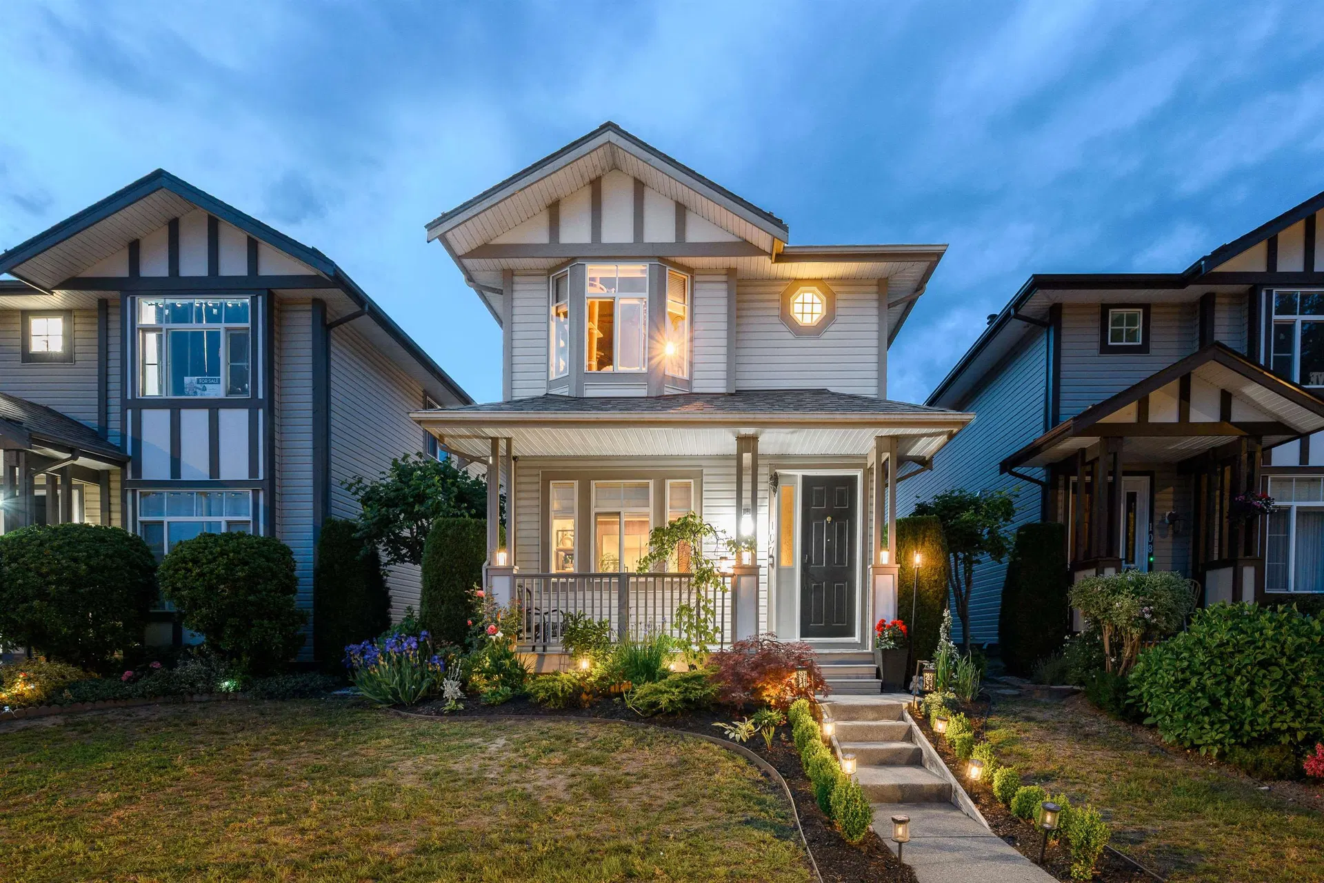 Photo 1 of 40 at #107 – 33751 7th Avenue