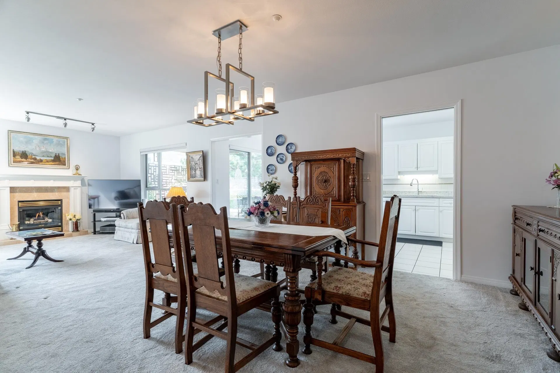Photo 5 of 31 at #202 – 1131 55 Street