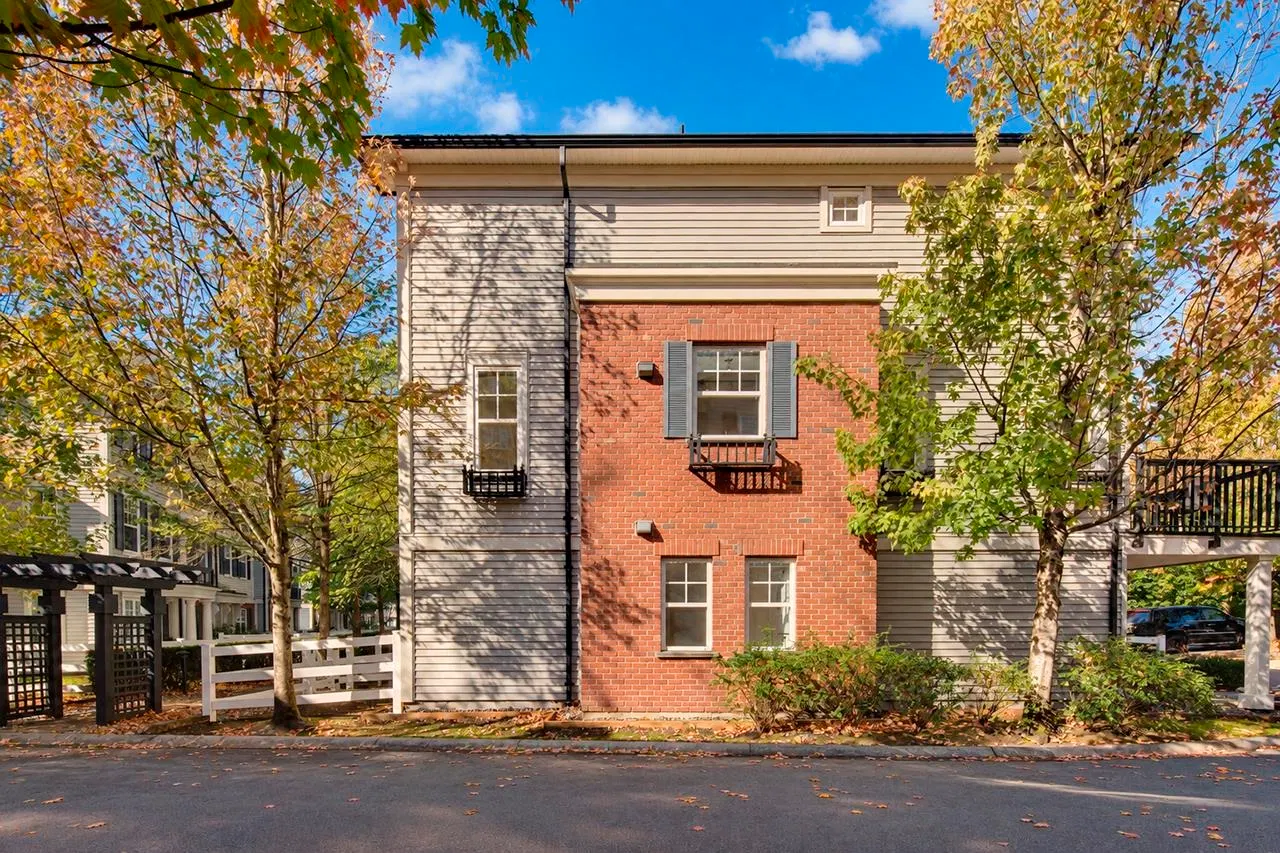 Photo 2 of 30 at #43 – 2495 Davies Avenue