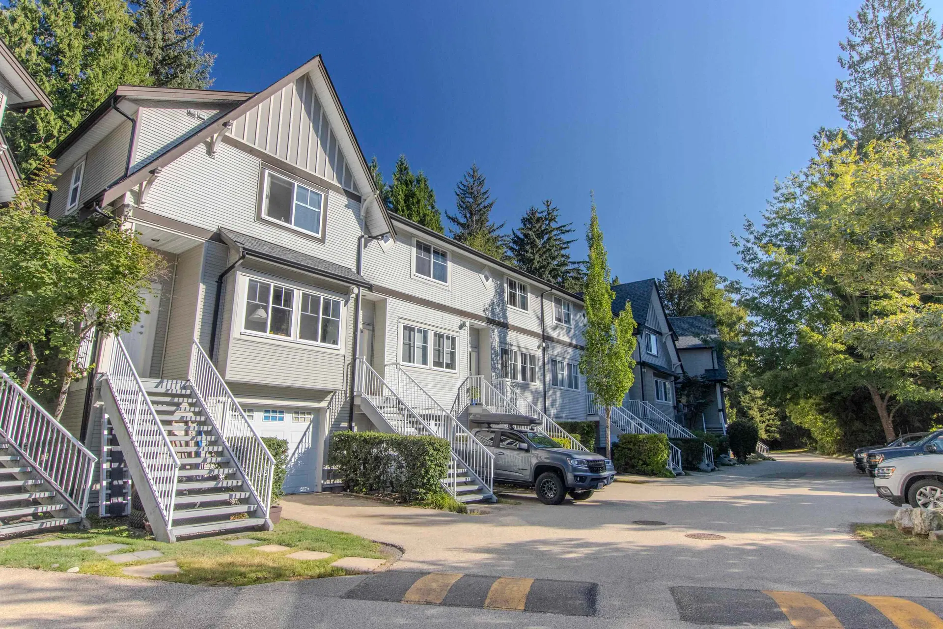 Photo 2 of 28 at #31 – 1800 Mamquam Road