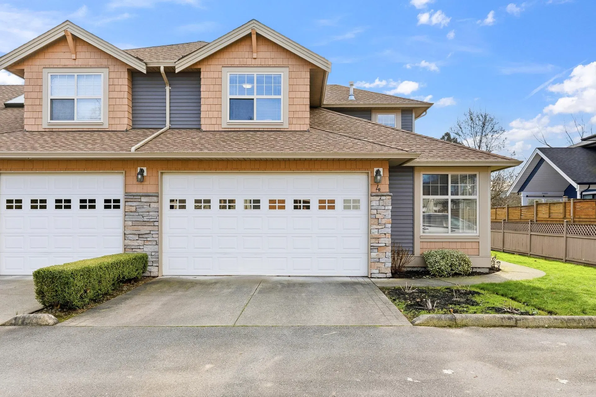 Photo 2 of 40 at #4 – 46150 Riverside Drive
