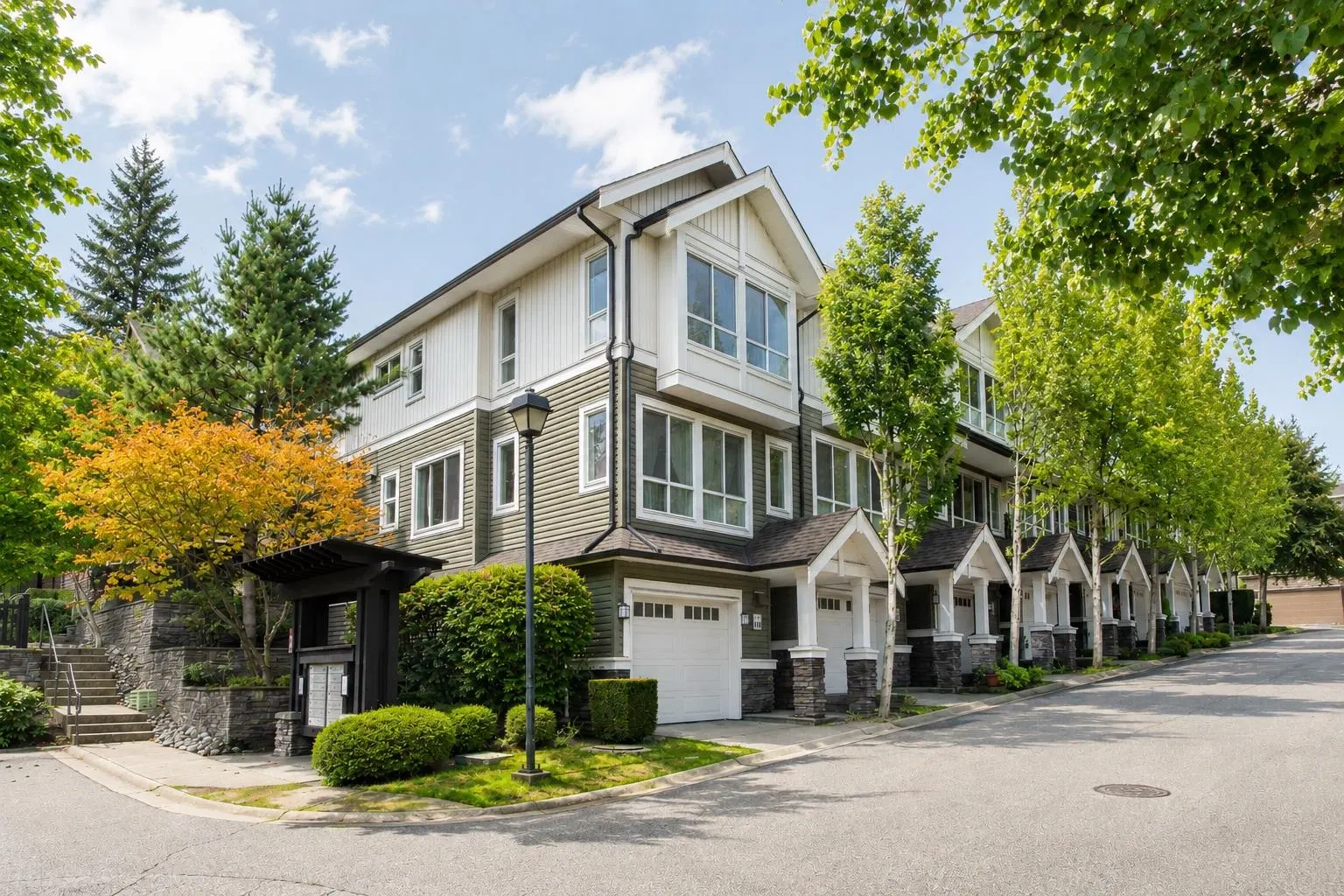 #114 – 1460 Southview Street