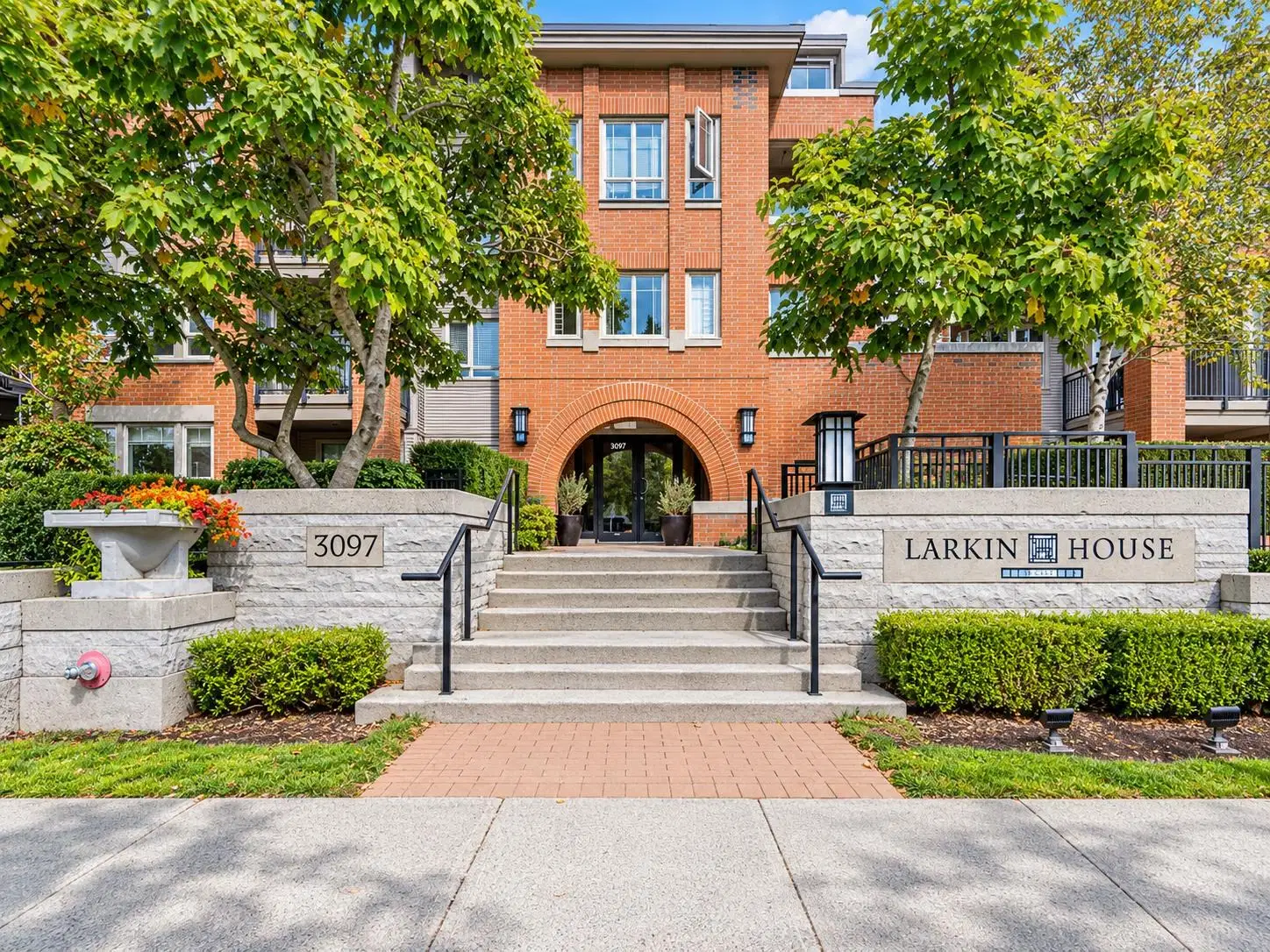 #105 – 3097 Lincoln Avenue