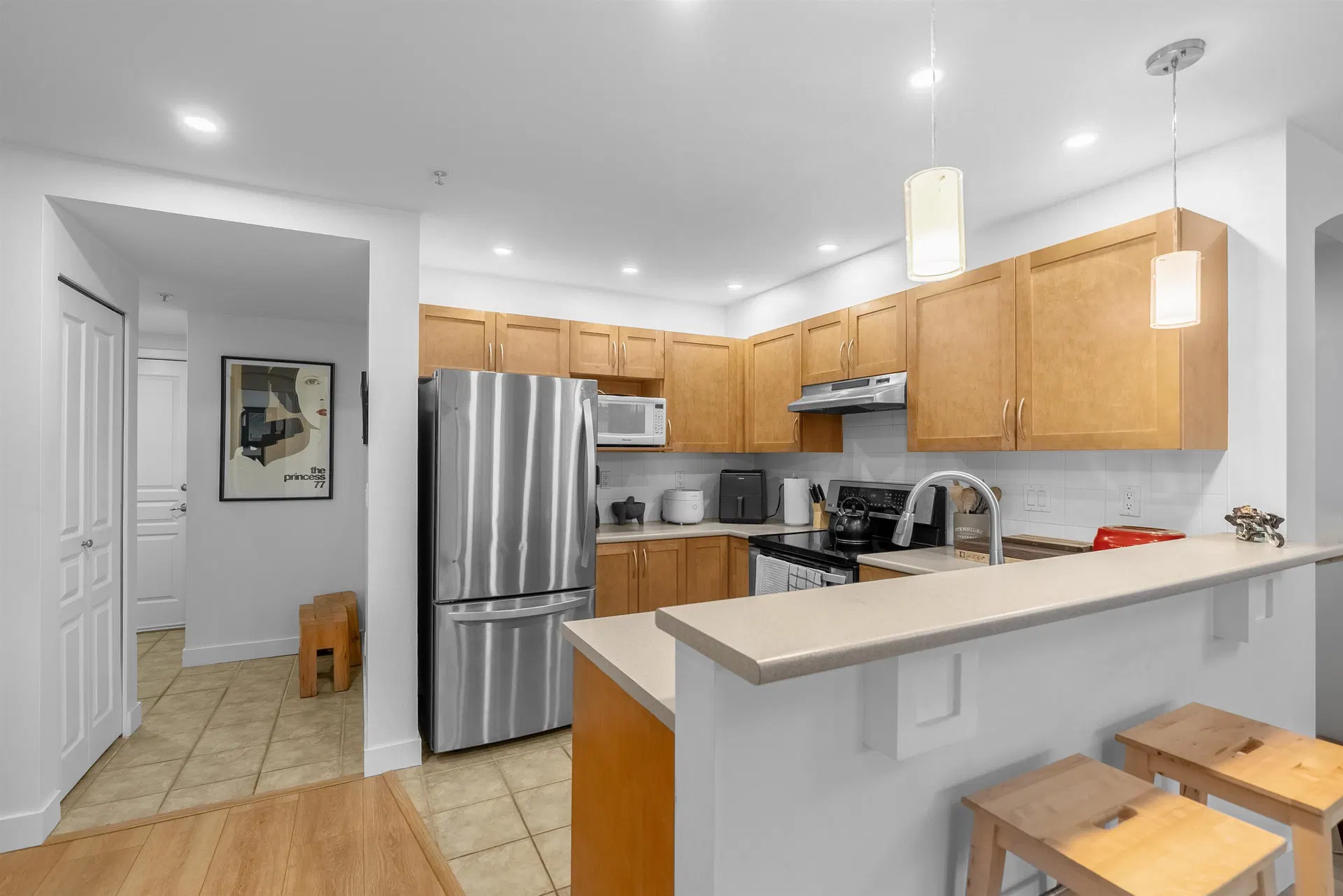 Photo 3 of 20 at #302 – 333 E 1st Street