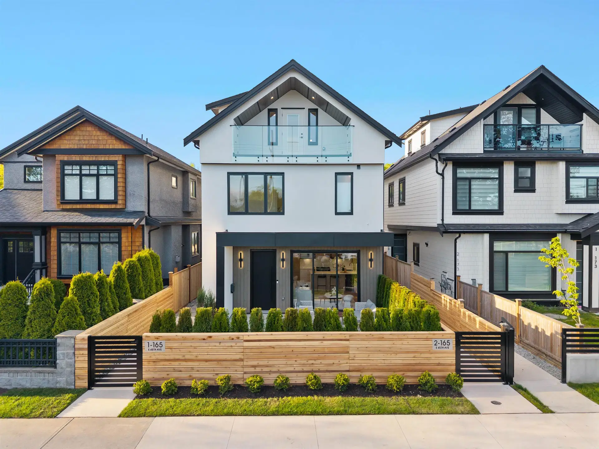 #1 – 165 45th Avenue