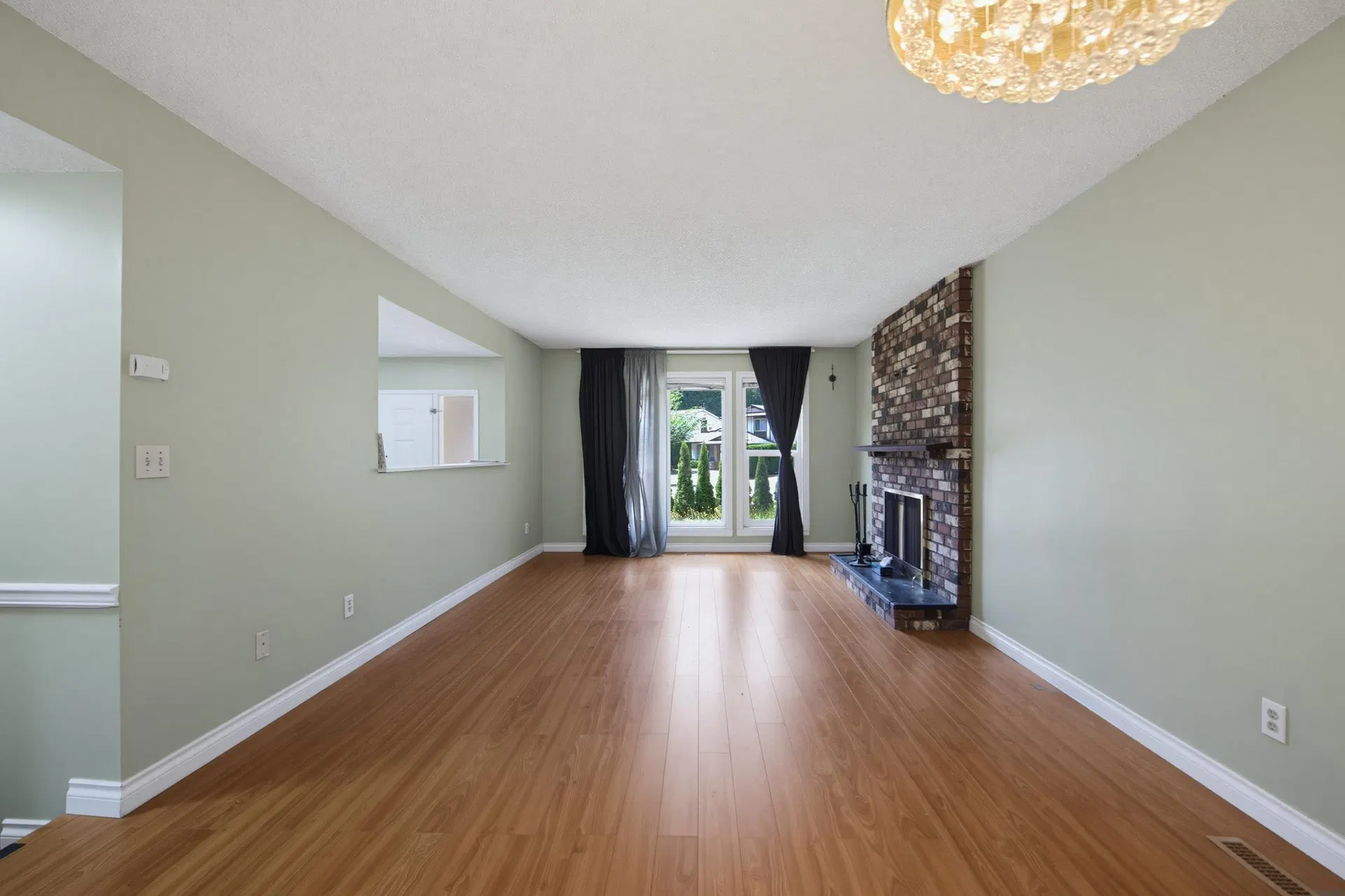 Photo 5 of 26 at 1194 Colin Place