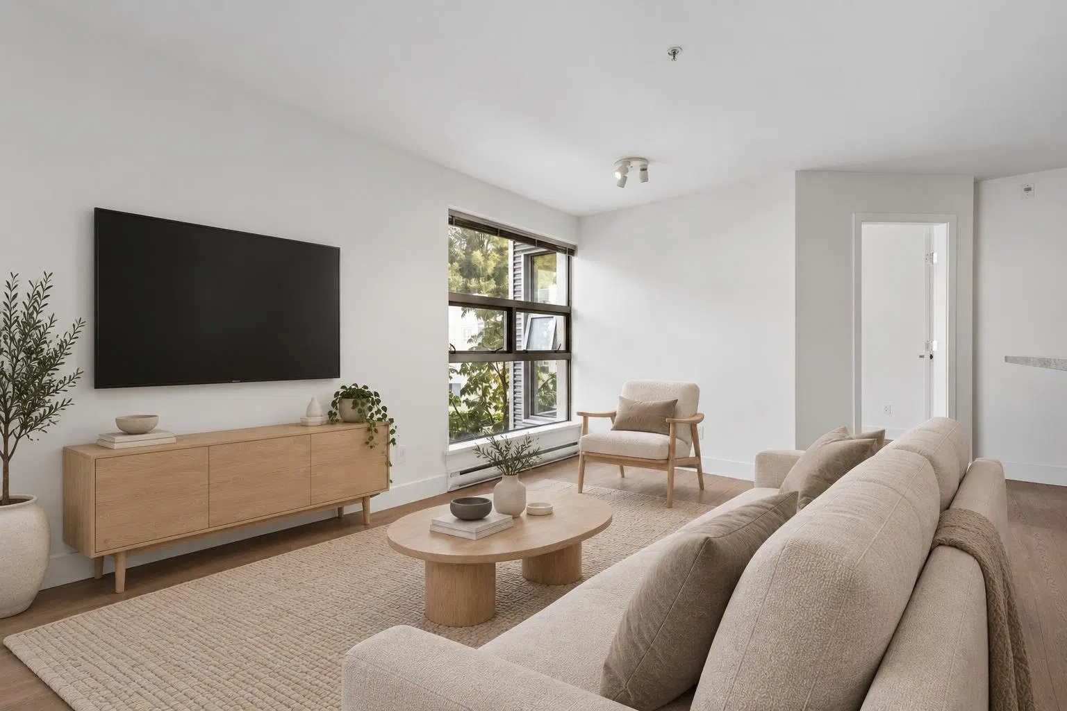 Photo 5 of 33 at #307 – 2680 Arbutus Street