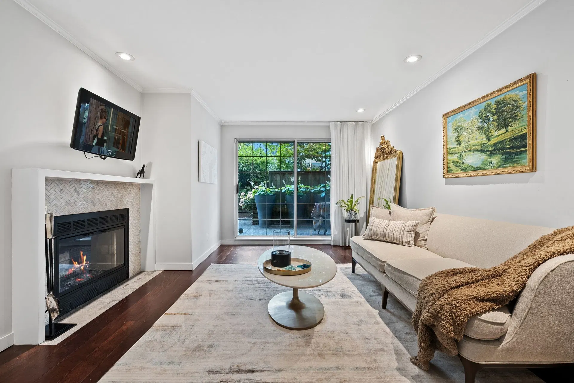 Photo 2 of 26 at #104 – 925 W 15th Avenue