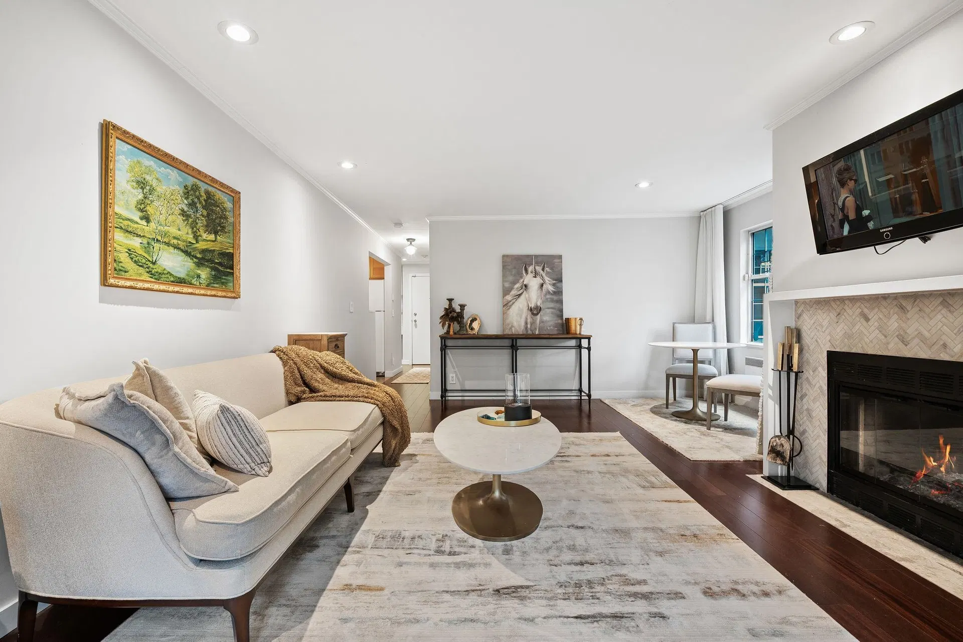 Photo 5 of 26 at #104 – 925 W 15th Avenue