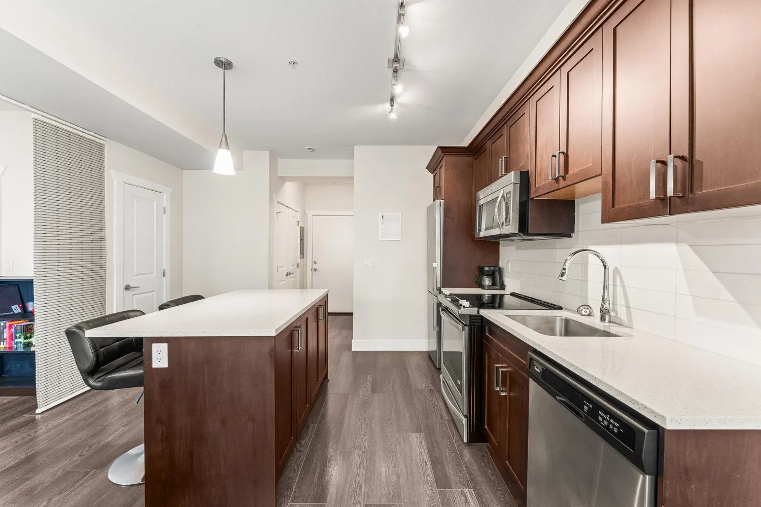 Photo 5 of 22 at #206 – 2288 Welcher Avenue