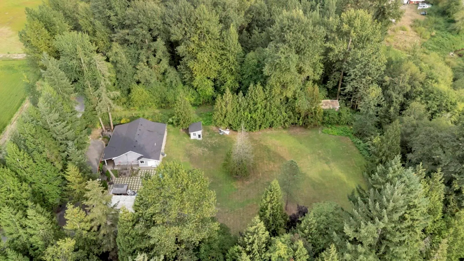 Photo 4 of 37 at 22288 136 Avenue