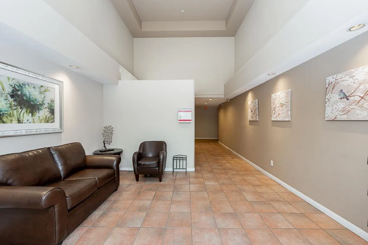 Photo 3 of 21 at #207 – 1215 Pacific Street