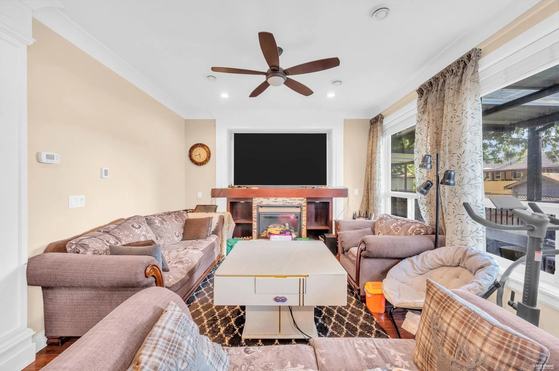Photo 3 of 34 at 7423 115 Street