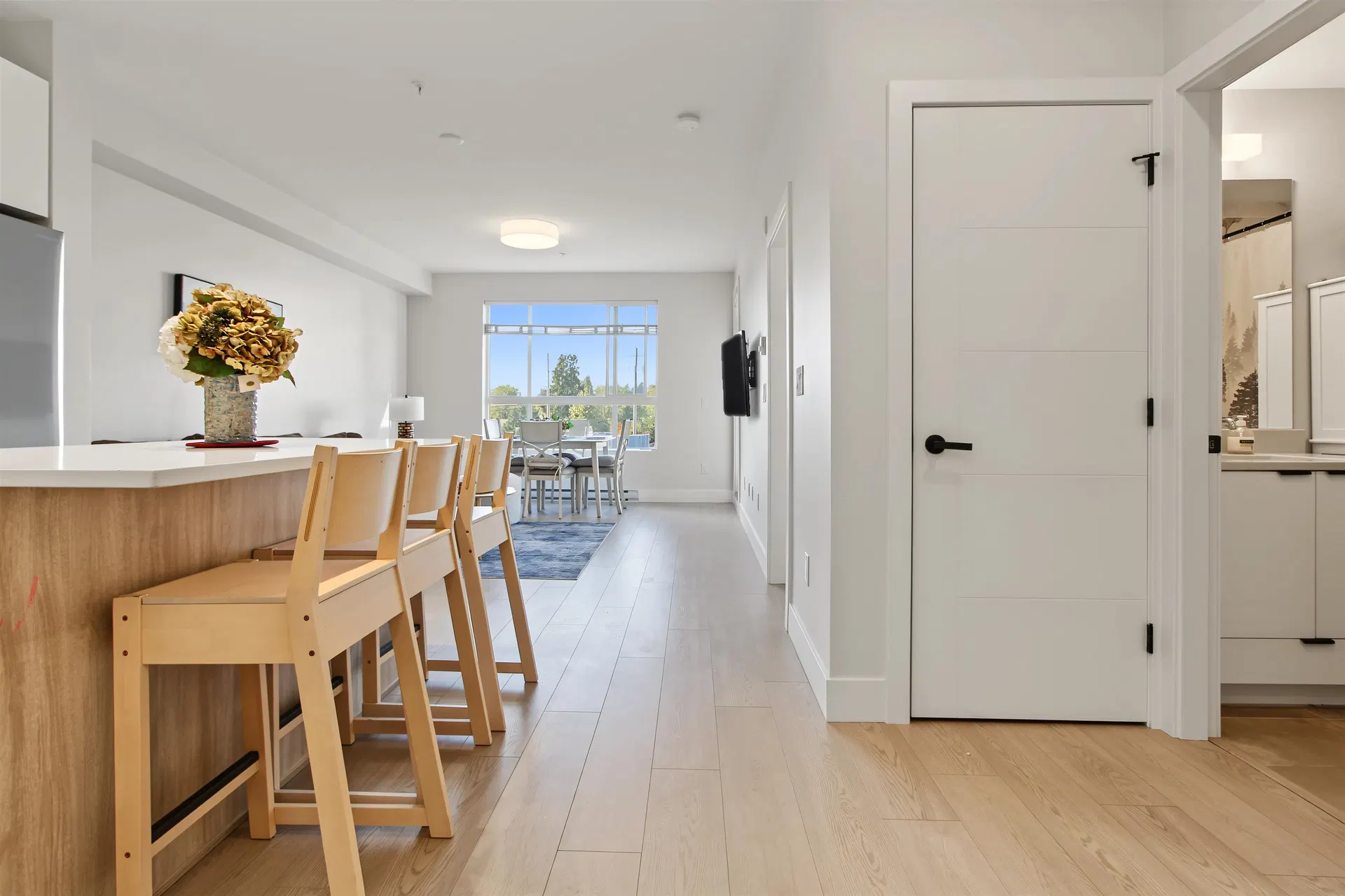 Photo 4 of 24 at #411 – 11655 Fraser Street