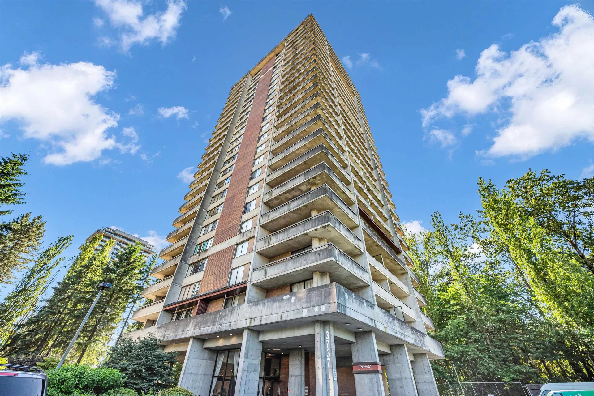 #1104 – 3737 Bartlett Court