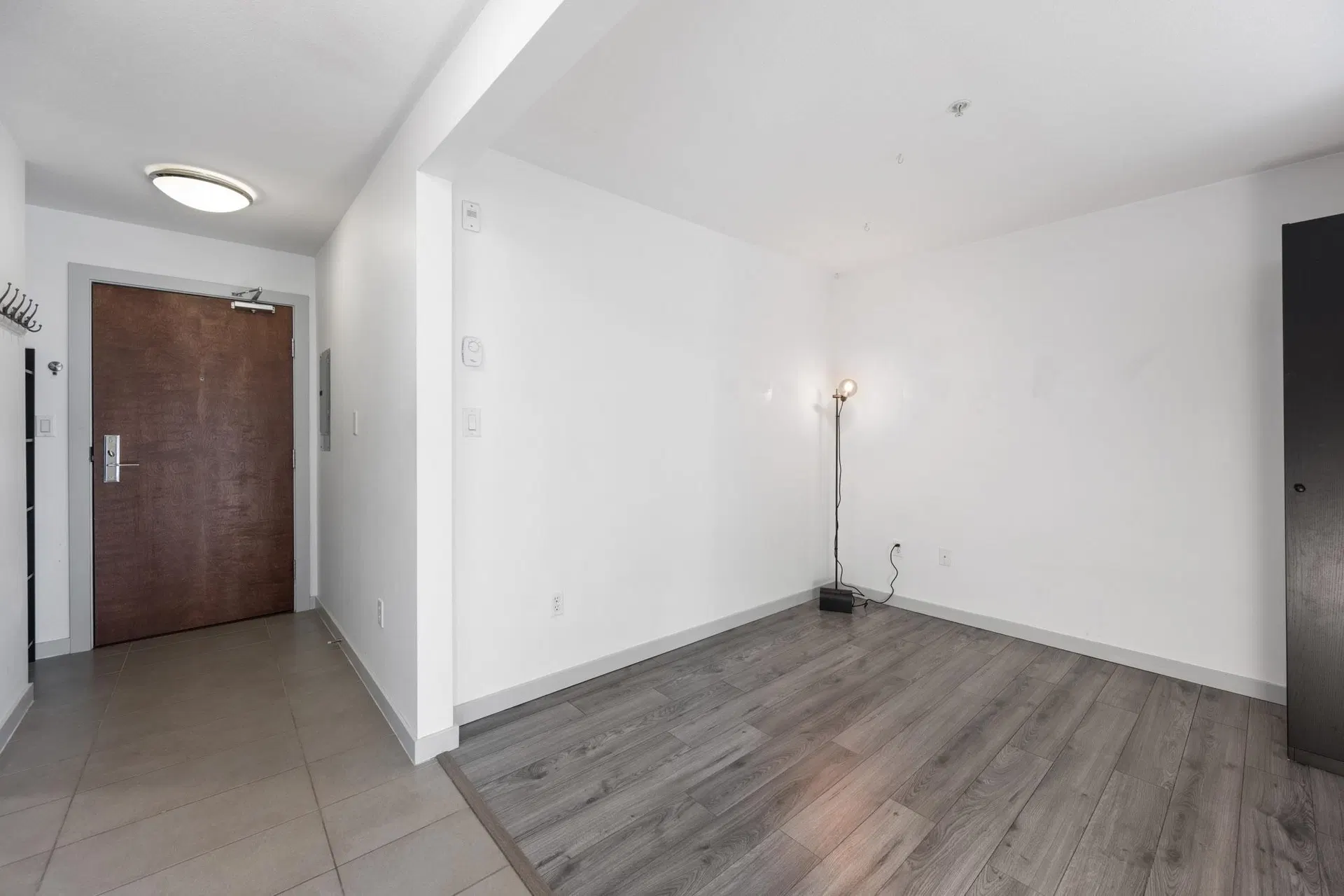 Photo 4 of 40 at #312 – 5775 Irmin Street