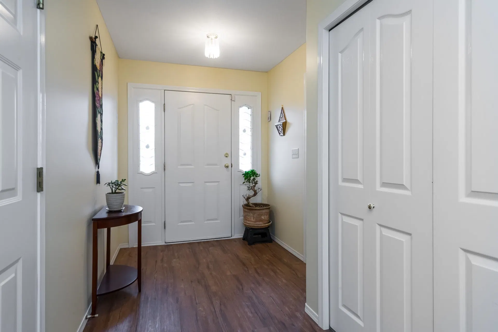 Photo 5 of 40 at 5688 Stonehaven Street