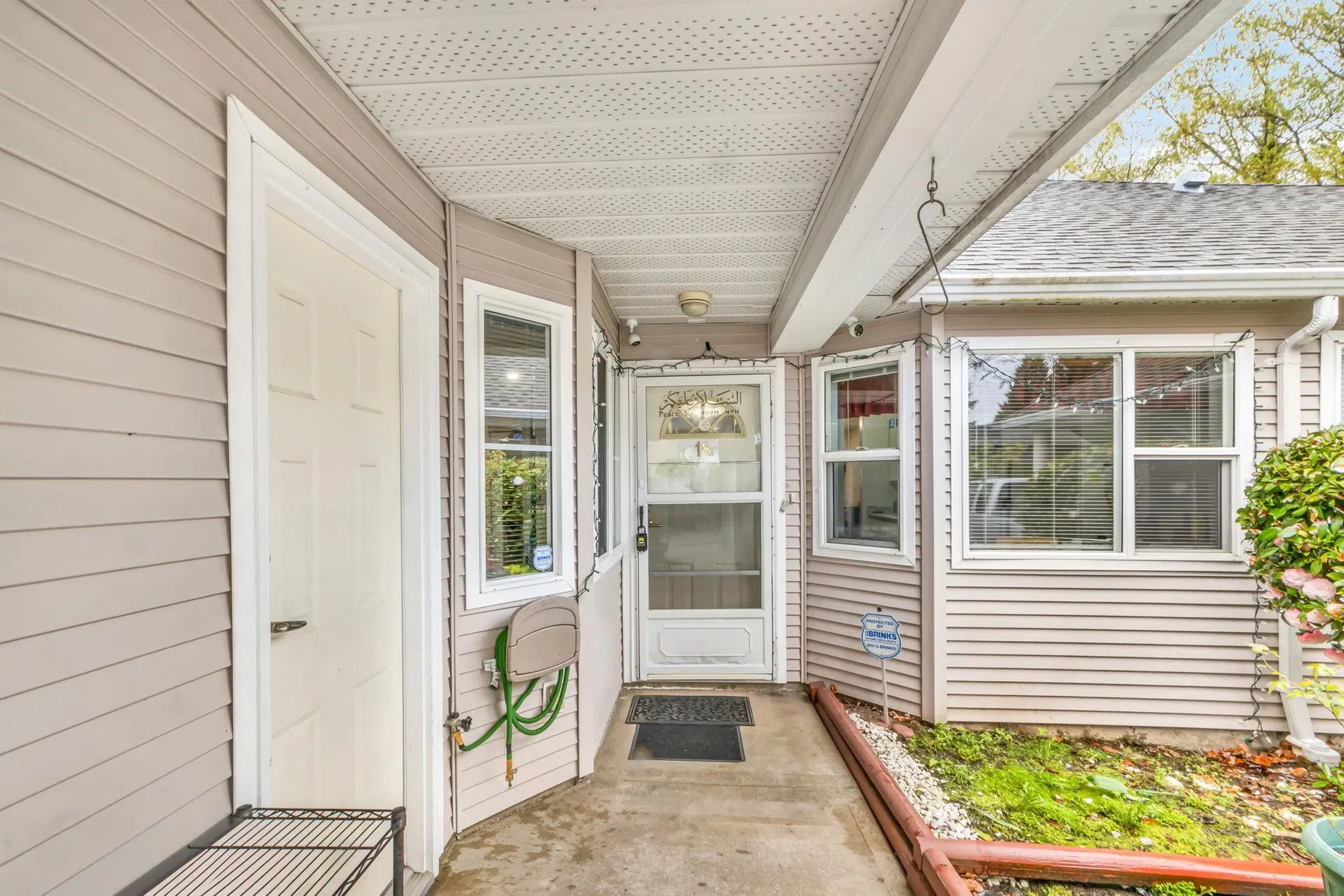 Photo 5 of 23 at #18 – 7127 124 Street Avenue