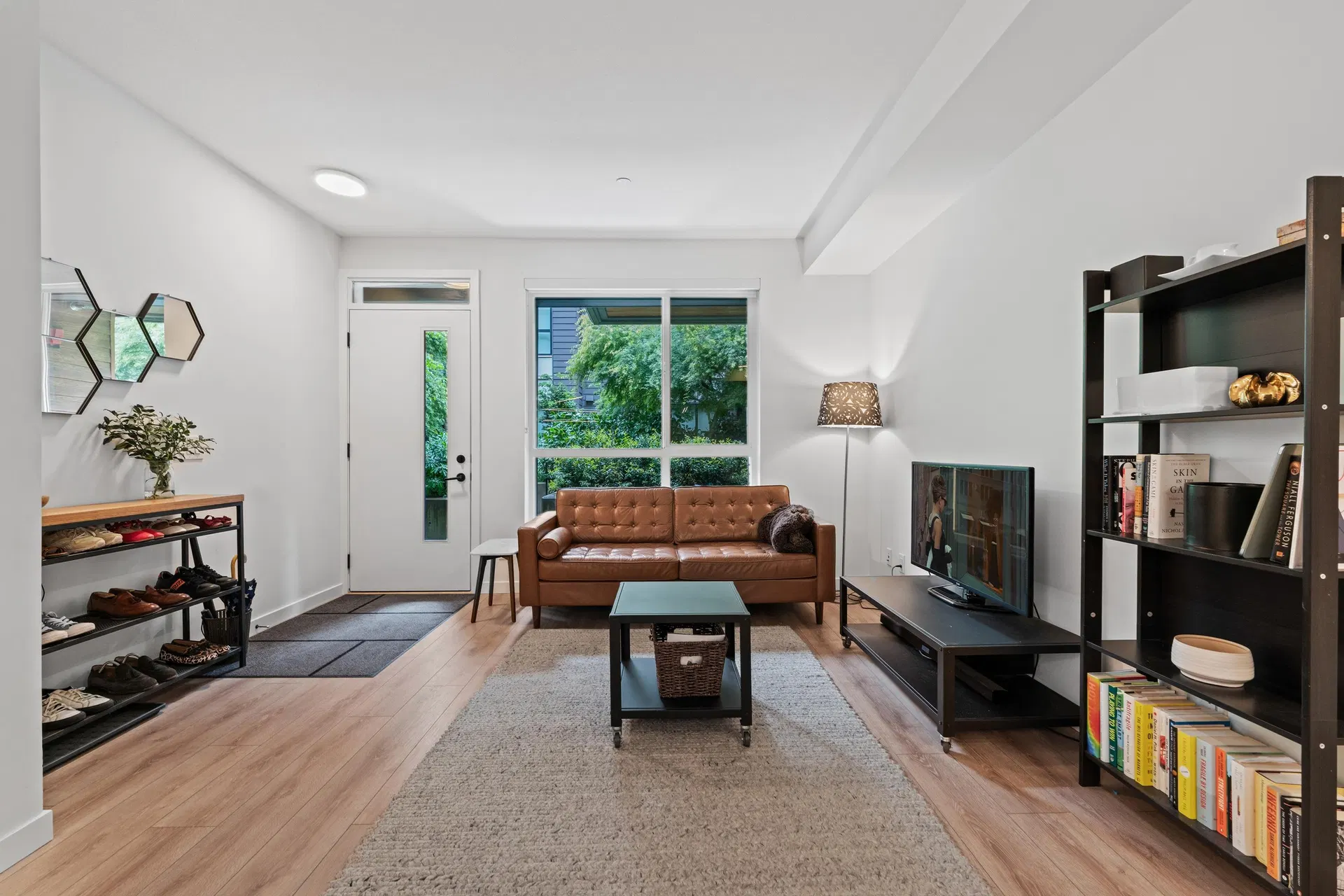 Photo 4 of 40 at #29 – 533 E 3rd Street