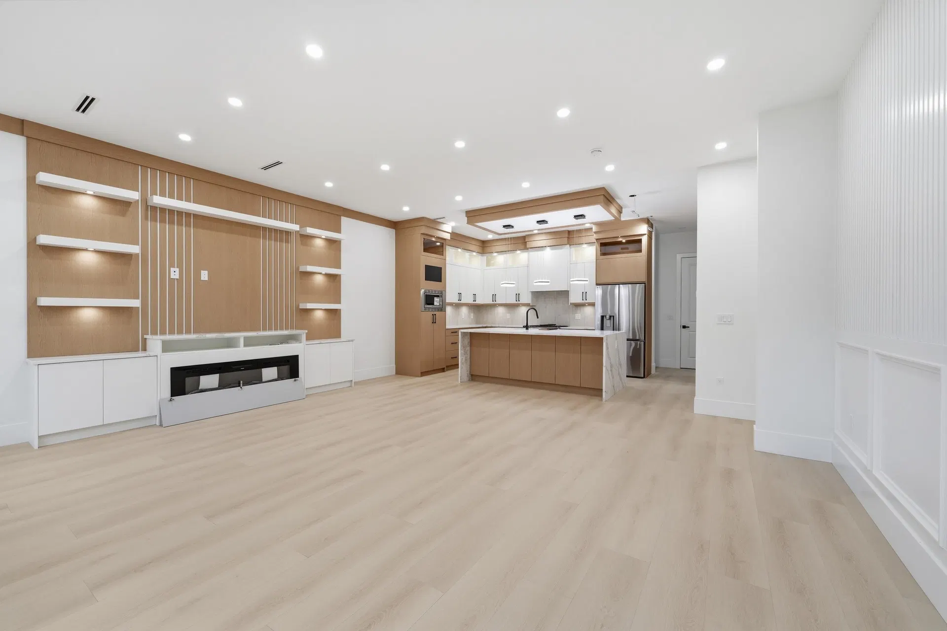Photo 5 of 34 at #1 – 9550 126 Street