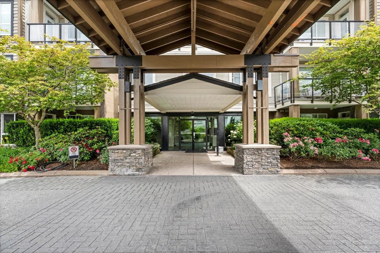 Photo 4 of 32 at #313 – 32729 Garibaldi Drive