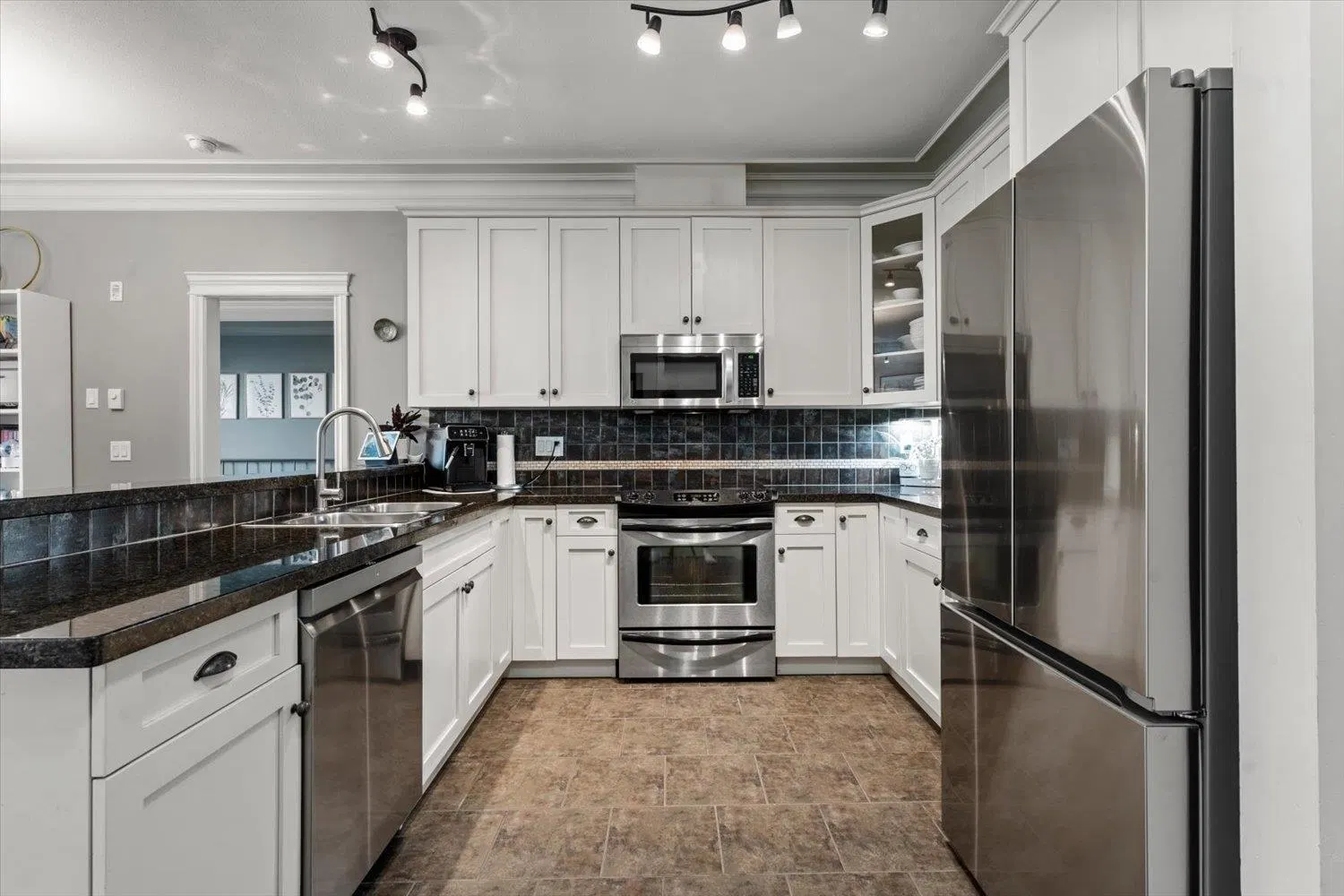 Photo 5 of 32 at #313 – 32729 Garibaldi Drive