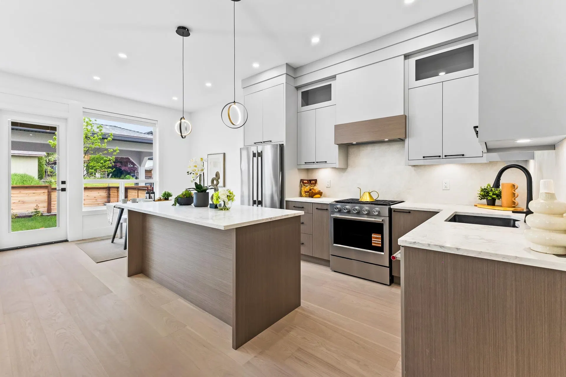 Photo 5 of 35 at #103 – 1045 Quadling Avenue