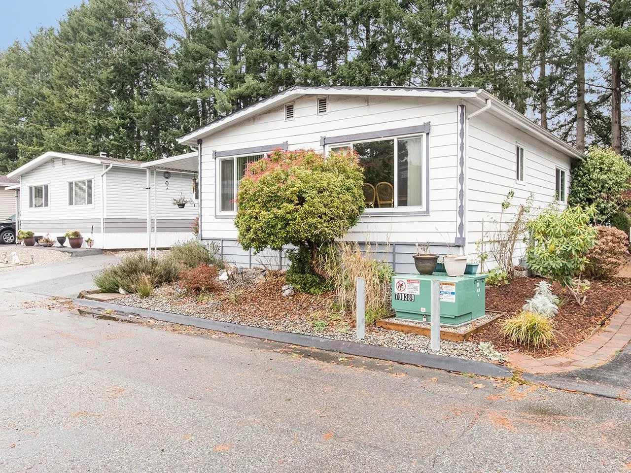 Photo 3 of 36 at #297 – 1840 160 Street