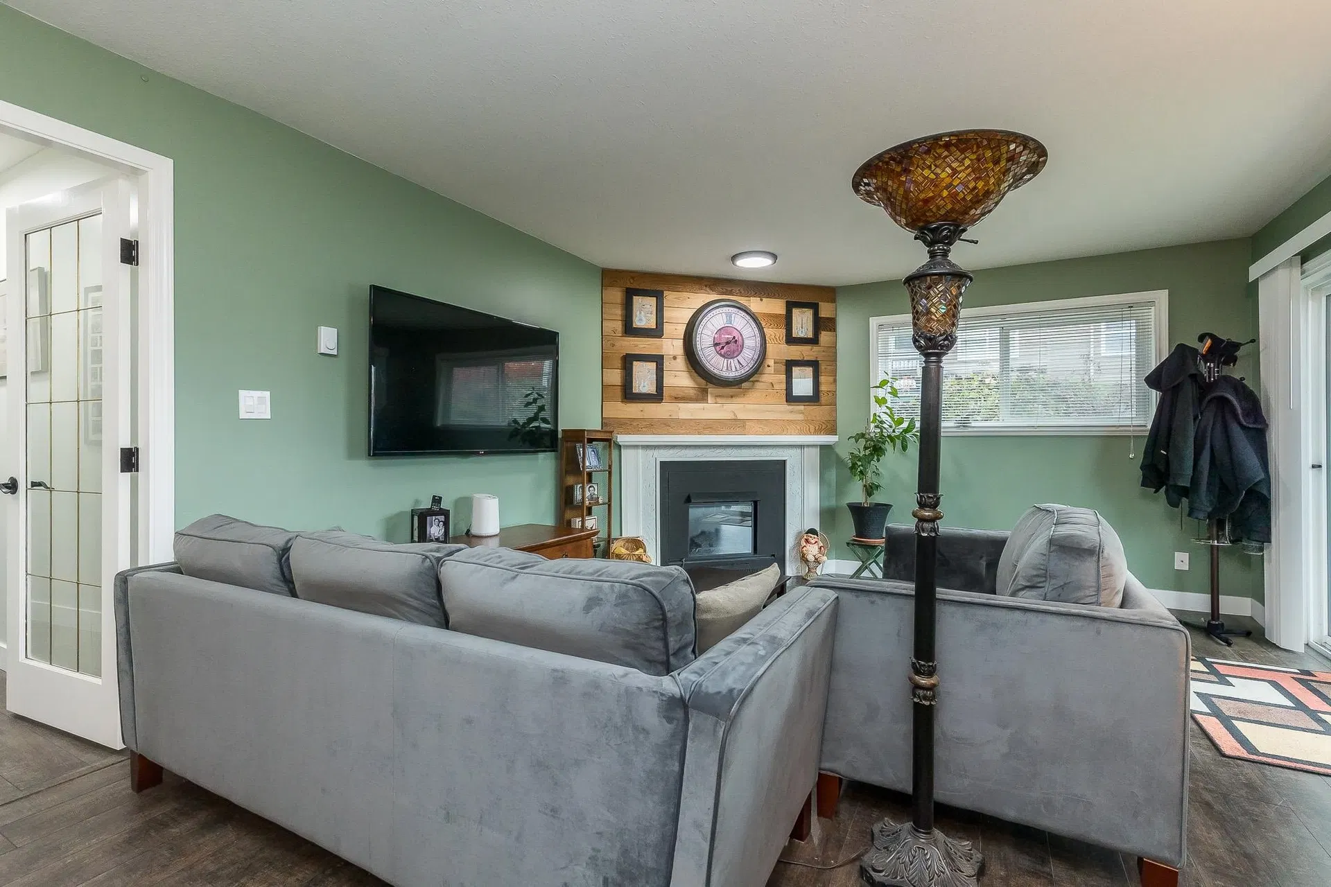#101 – 46033 Chilliwack Central Road