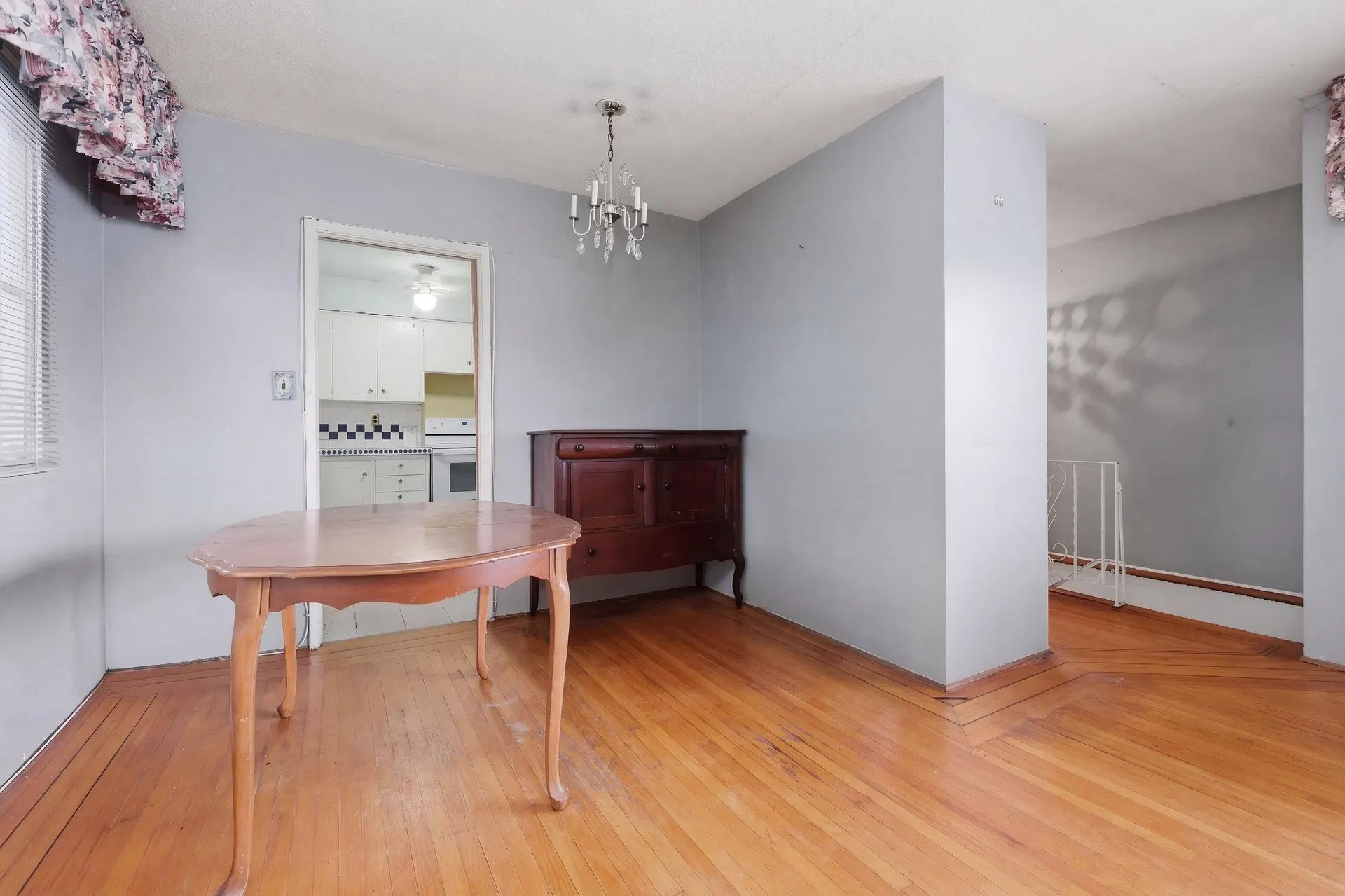 Photo 5 of 36 at 4745 Gilpin Court
